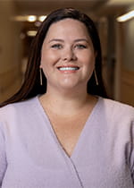 Headshot of Julia Potts.