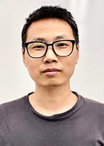 Liu Liu headshot