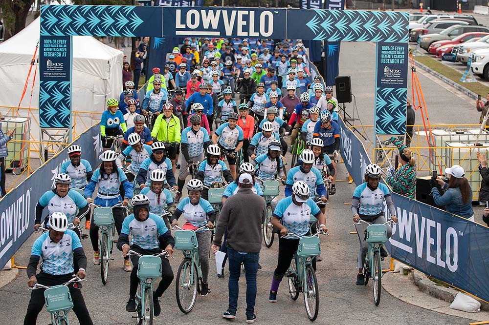 Riders gathering at the Lowvelo starting line.